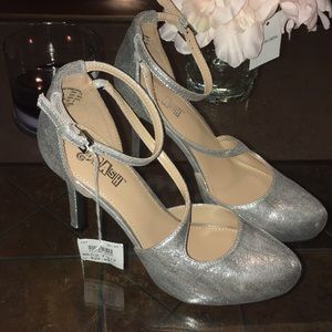 Silver glittery Brash™️ heels